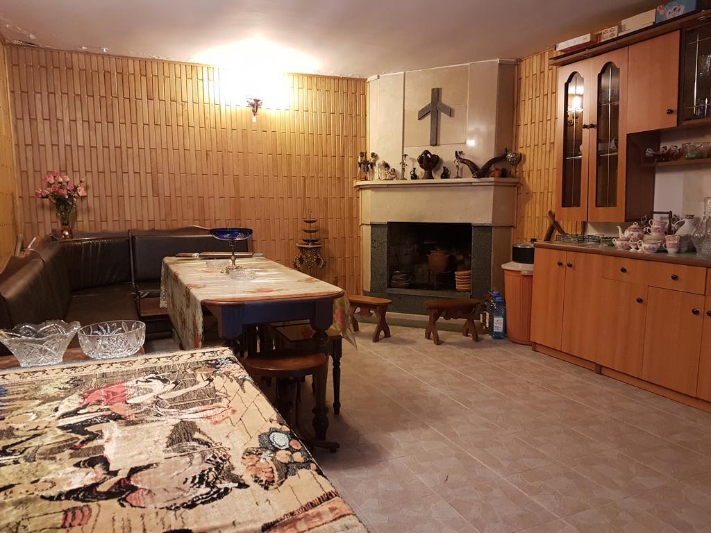 Appartamento House #1 Kutaisi Esterno foto
